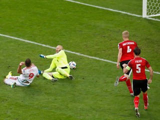 Maďari začali na EURO 2016 víťazne, Rakúšanov zdolali 2:0