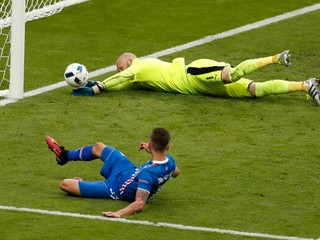 Island zdolal Rakúsko, o víťazstve rozhodol v 94. minúte
