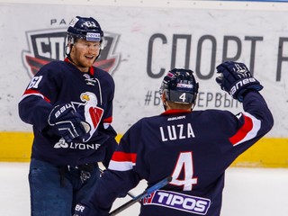 Milan Bartovič (vľavo) s Patrikom Lužom.