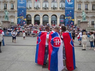 Fanúšikovia Slovenska sú vo Francúzsku disciplinovaní, priateľskí a ústretoví.