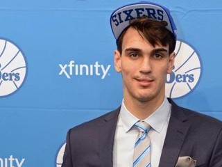 Dario Šarič prichádza do Philadelphie.