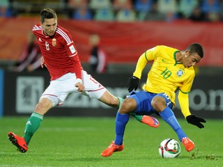 O Gabriela Jesusa (vpravo) je veľký záujem.