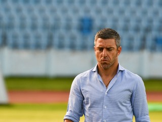 Slovan po roku opäť mení trénera, Papavasiliou skončil