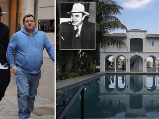 Zarobil na predaji svojho klienta. Pogbov agent kúpil vilu Al Caponeho