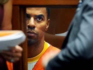 Darren Sharper ide do väzenia.