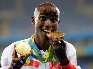 Britský vytrvalec Mo Farah získal v Riu zlato na 5 000 m a 10 000 m.