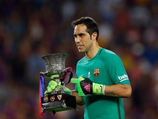 Claudio Bravo bol nespokojný s tým, že nechytal v Lige majstrov. Čiľan bol jednotkou iba v španielskej lige.