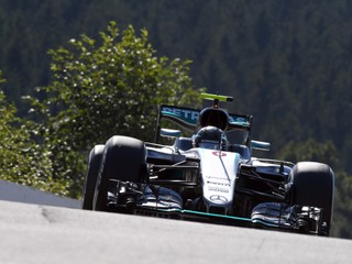 Nico Rosberg má v Belgicku veľkú šancu minimálne znížiť náskok tímového kolegu Lewisa Hamiltona na čele celkového poradia šampionátu, prípadne ho predstihnúť.