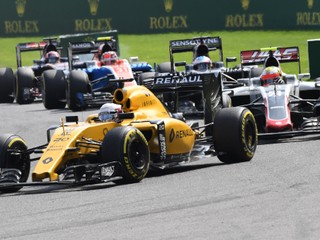 Po ťažkej havárii chce Magnussen opäť súťažiť