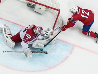 Dominik Furch (vľavo) si tento rok zachytal v drese českej reprezentácie aj na majstrovstvách sveta v Rusku.