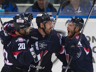 Hokejisti Slovana Bratislava v tejto sezóne ešte doma neprehrali.