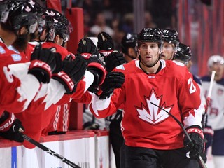 Kanaďania porazili v príprave na Svetový pohár Američanov