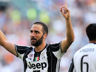 Higuaín dal dva góly.