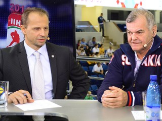 Ján Pardavý (vľavo) sa angažuje aj v televízii ako spolukomentátor.