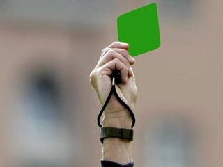 V Taliansku zaviedli pre zlepšenie imidžu futbalu zelenú kartu