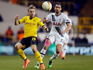 Marcel Schmelzer (vľavo) vynechá dva týždne.