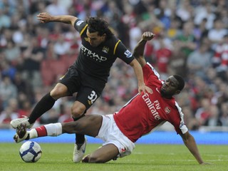 Diabyho (vpravo) prenasledujú zranenia už od roku 2006.