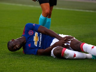 Eric Bailly bude pauzovať približne dva mesiace.