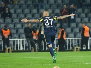 Čakal šestnásť zápasov. Škrtel strelil svoj prvý gól za Fenerbahce