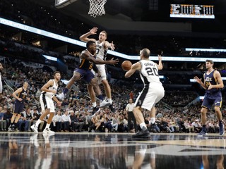 Majster z Clevelandu naďalej bez prehry, zdolal aj Houston