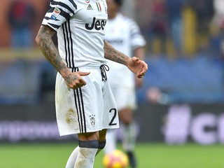 Dani Alves.