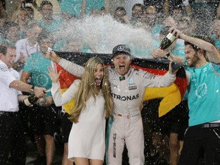 Rosberg senzačne ukončil kariéru: Vypočujem hlas svojho srdca