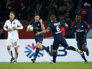 Úradujúci francúzsky majster prežíva krízu, s lídrom takmer prehral