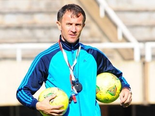 Srbský tréner Ugandy očakáva konfrontáciu najvyššej svetovej kvality