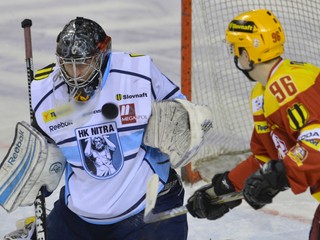 Marek Laco (vľavo) si na Slovensku obliekal aj dres Nitry.