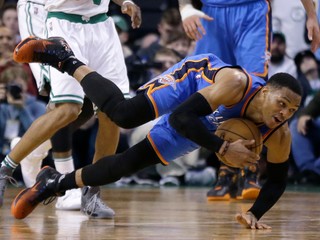 Russell Westbrook pokračuje vo skvelých výkonoch.