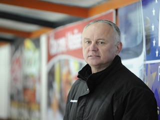 Tréner Michaloviec Miroslav Ihnačák.
