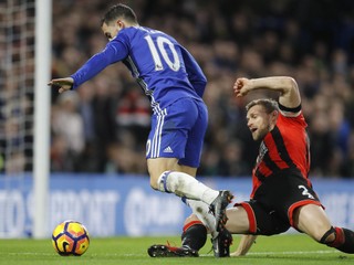 Chelsea vyhrala dvanásty raz za sebou, Allardyce pri premiére remizoval