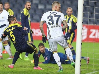 Škrtel prispel k výhre, dal svoj druhý gól za Fenerbahce