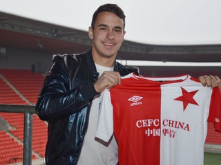 Slavia získala už štvrtú posilu, prichádza chorvátsky stredopoliar