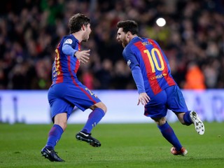 Futbalisti Barcelony dokázali zmazať manko z prvého zápasu a postúpili v národnom pohári ďalej.