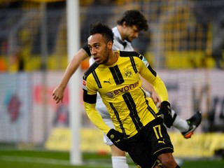 Pierre-Emerick Aubameyang je asi najväčšou hviezdou Borussie Dortmund.
