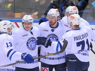 Hráčom Slovana môžu teoreticky pomôcť aj hokejisti Dinama Minsk.
