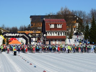 Lyžiarsky štadión Rudolfa Čilíka v stredisku Skalka pri Kremnici pred štartom pretekov na 30 km klasickým spôsobom na 44. ročníku medzinárodných pretekov Biela stopa v stredisku Skalka pri Kremnici.