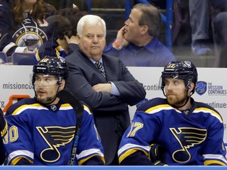 St. Louis prepustilo trénera Hitchcocka. Dôvodom sú neuspokojivé výsledky