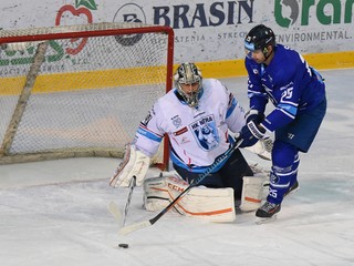 Kamzíci aj s novými posilami prehrali, a to už piatykrát po sebe