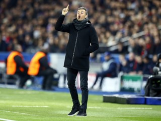 Luis Enrique má dôveru vedenia klubu.