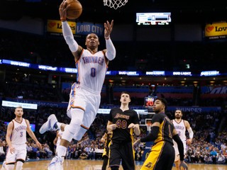 Basketbalisti Oklahomy City Thunder zvíťazili v zámorskej NBA nad Los Angeles Lakers 110:93.