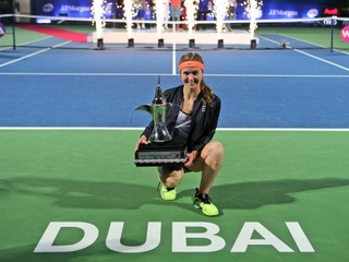 Jelina Svitolinová sa dostala do najlepšej desiatky po tom, ako vyhrala turnaj v Dubaji.
