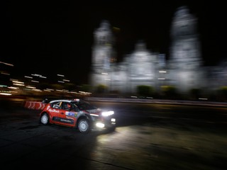 Kris Meeke je zatiaľ v Mexiku najrýchlejší.