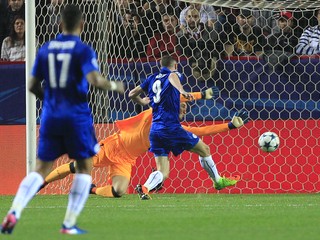 Leicester City v prvom zápase proti Seville prehral 1:2. Jediný gól anglického majstra strelil Jamie Vardy.