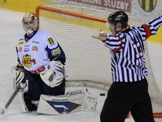 Nominácie rozhodcov v play-off budú tajné.
