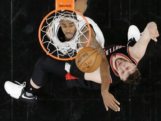 Portland zdolal San Antonio.