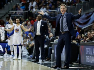 Steve Kerr (v popredí).