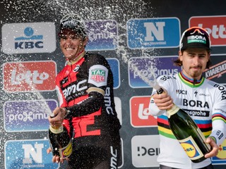 Peter Sagan a Greg van Avermaet sú dvaja najväčší favoriti na víťazstvo na klasike Okolo Flámska.
