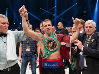  Lotyšský profesionálny boxer Mairis Briedis.